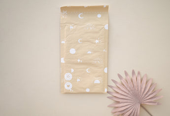 A brand experience with Celestial Padded Paper Mailers 6" x 9" by impack.co.